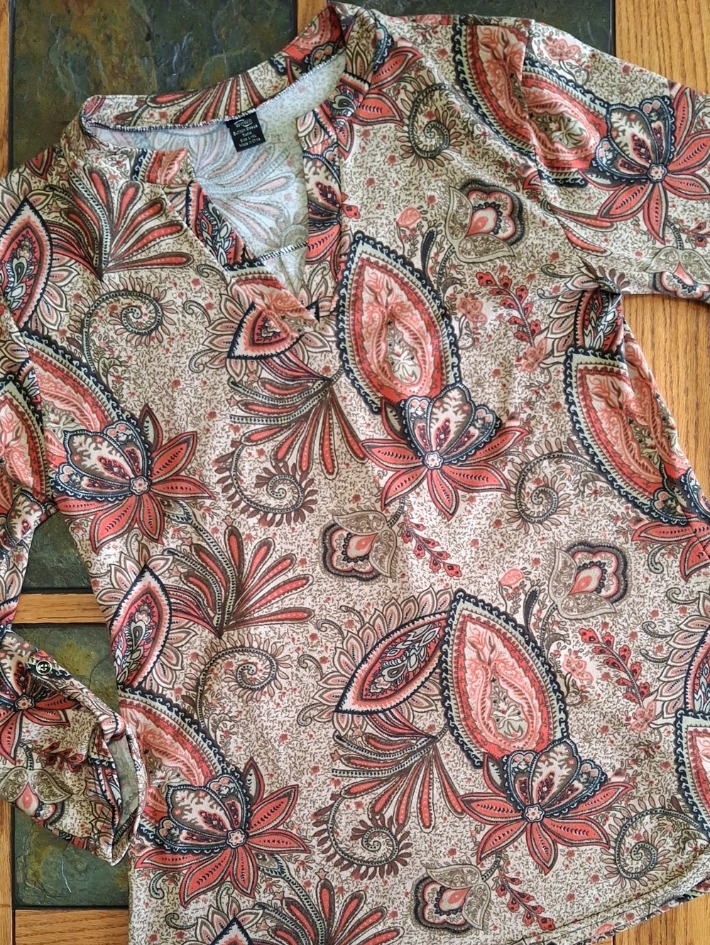 WinWin Paisley Split-Neck Tunic in Coral & Cream